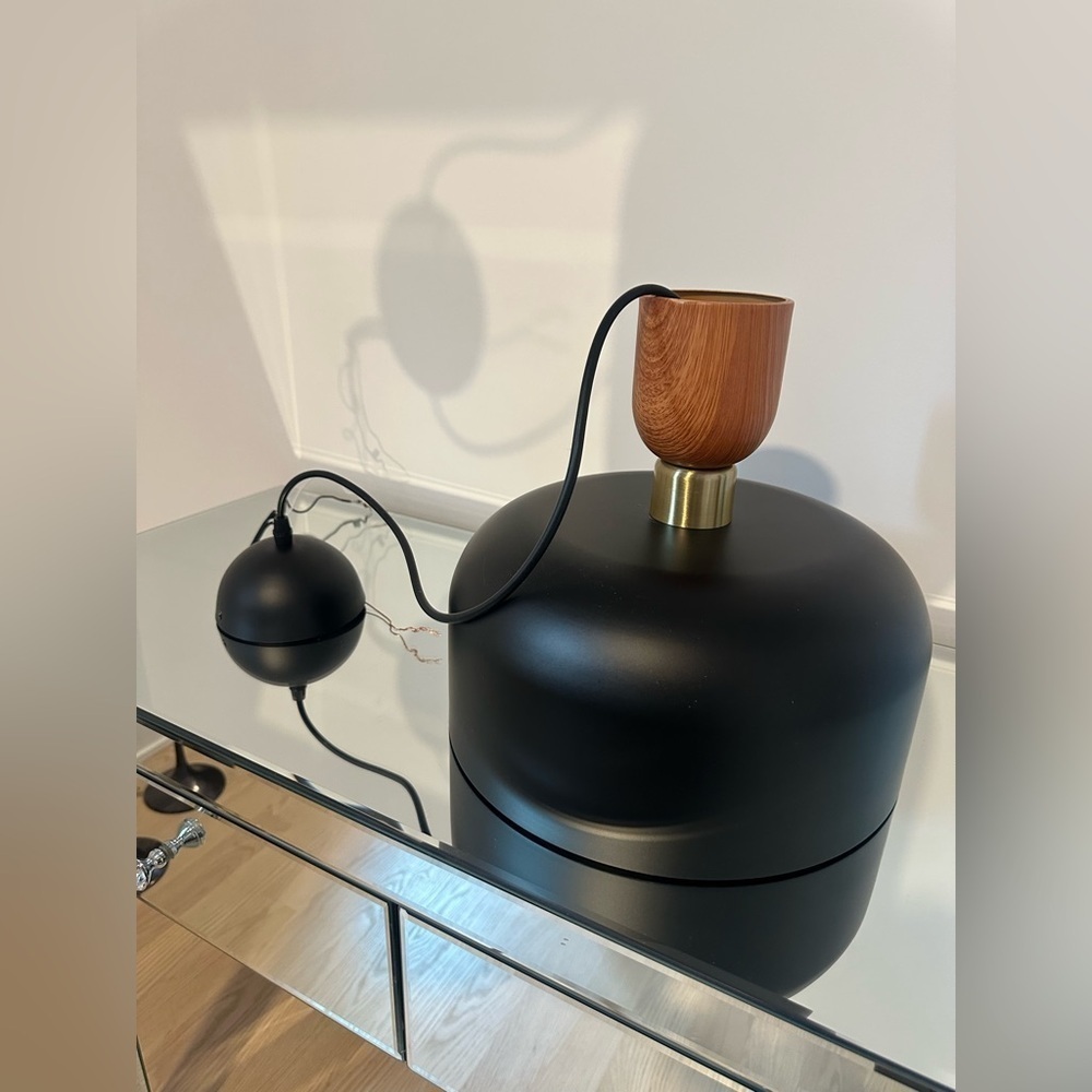 Minimalist Dome pendant light - Picture 4 of 7